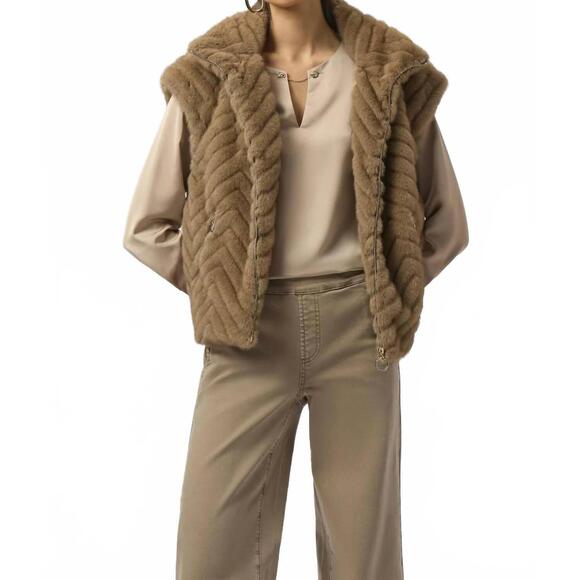 NEW JOSEPH RIBKOFF faux fur vest in light brown